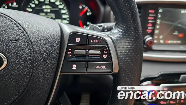 Kia Sorento — фото 32