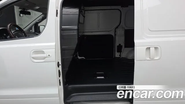 Hyundai Starex — фото 12