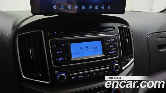 Hyundai Starex — фото 17