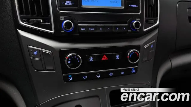 Hyundai Starex — фото 18
