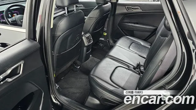 Kia Sportage — фото 12