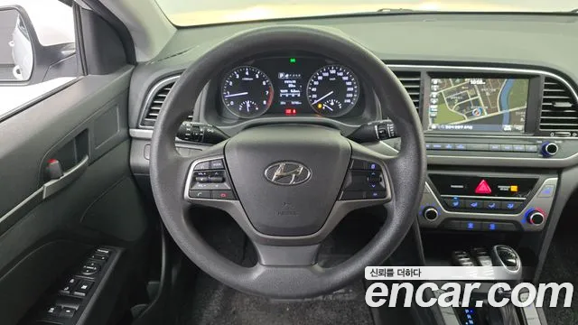 Hyundai Avante — фото 13