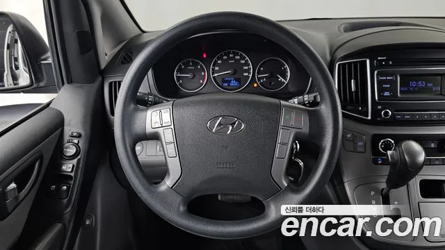 Hyundai Starex — фото 13