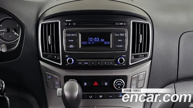 Hyundai Starex — фото 14