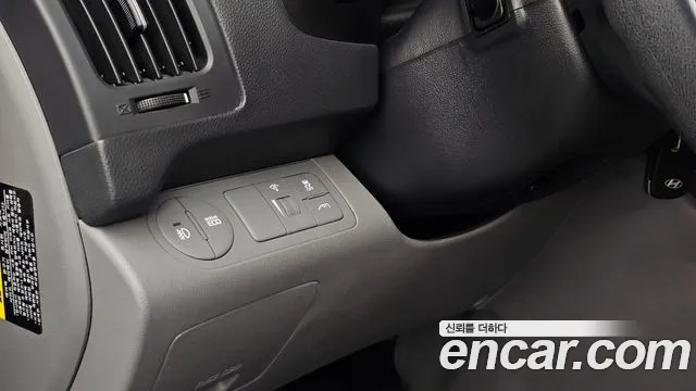 Hyundai Starex — фото 16