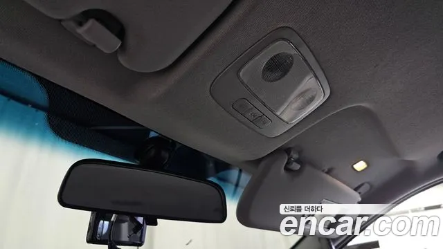 Hyundai Starex — фото 17