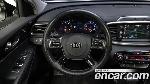 Kia Sorento — фото 13