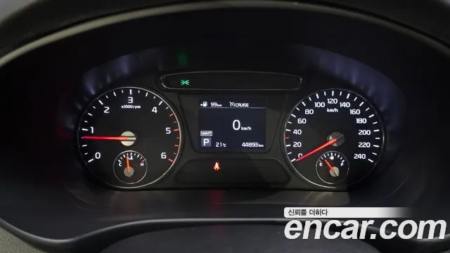 Kia Sorento — фото 8