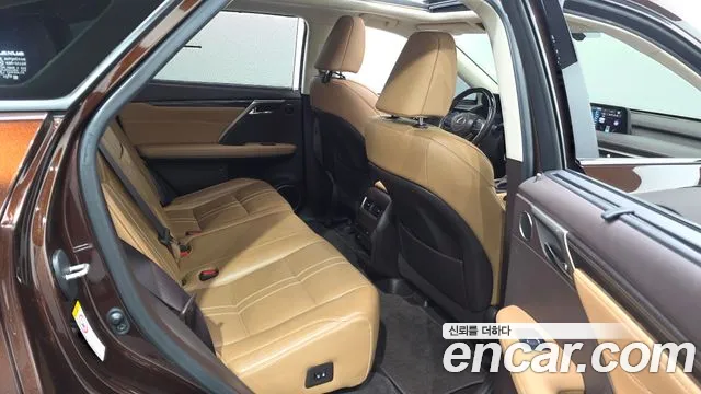 Lexus RX — фото 12