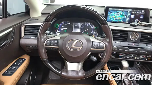 Lexus RX — фото 13