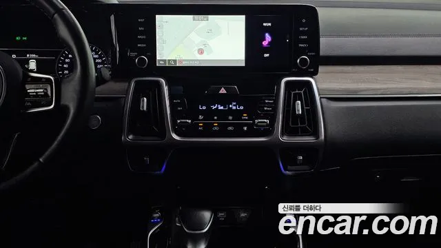 Kia Sorento — фото 14
