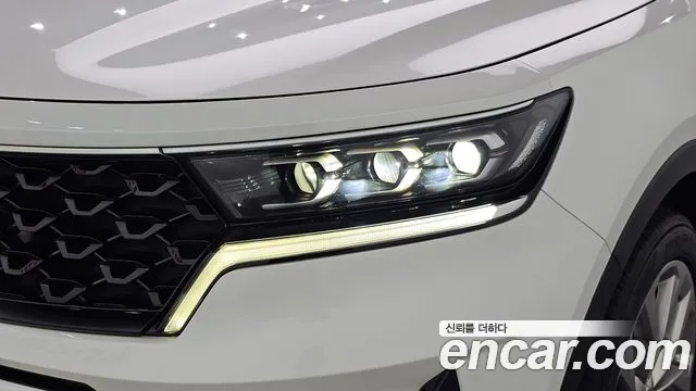 Kia Sorento — фото 22