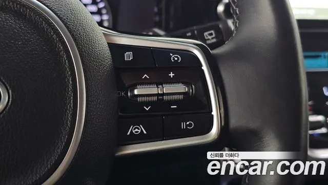 Kia Sorento — фото 27