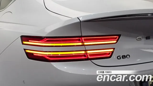 Genesis G80 — фото 23