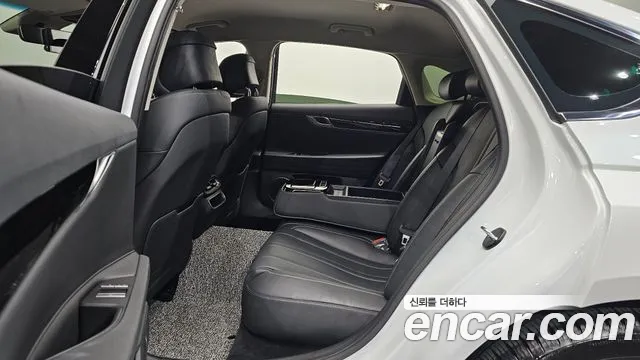 Genesis G80 — фото 10