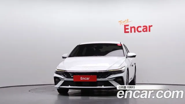 Hyundai Avante — фото 3