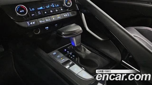 Hyundai Avante — фото 9