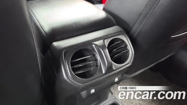 Jeep Wrangler — фото 19