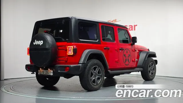 Jeep Wrangler — фото 2