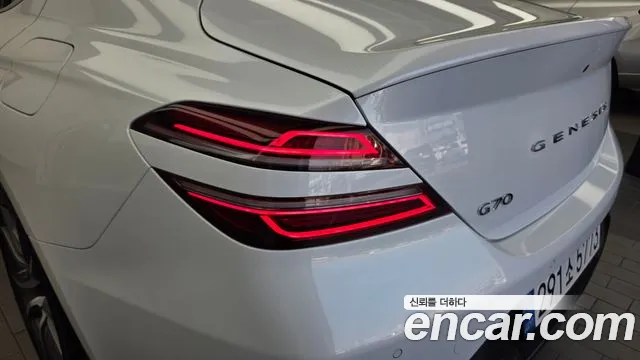 Genesis G70 — фото 23
