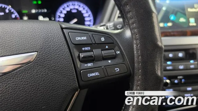 Hyundai Genesis — фото 15