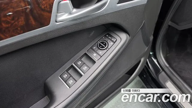 Hyundai Genesis — фото 20