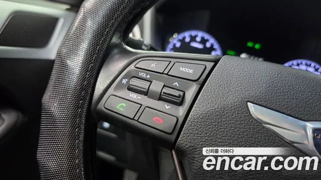 Hyundai Genesis — фото 30