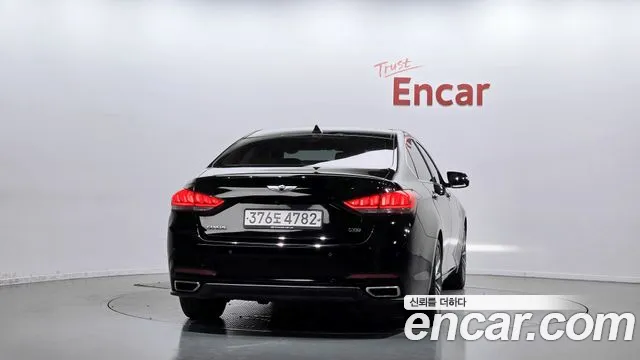 Hyundai Genesis — фото 4