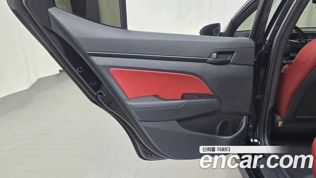 Hyundai Avante — фото 25