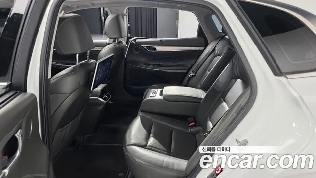 Hyundai Grandeur — фото 11