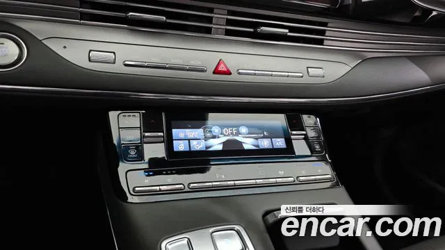Hyundai Grandeur — фото 17