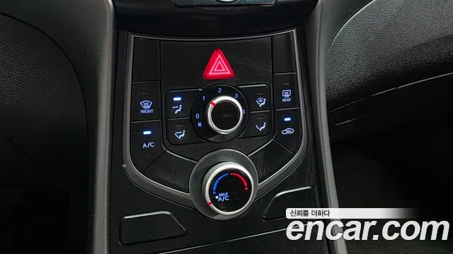 Hyundai Avante — фото 16