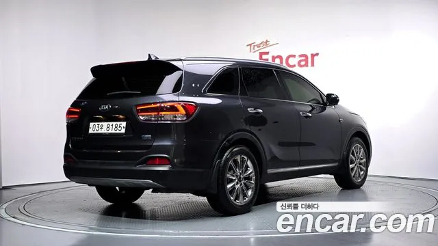 Kia Sorento — фото 2