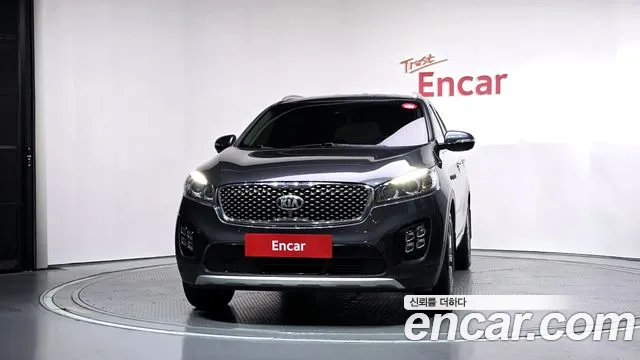 Kia Sorento — фото 3