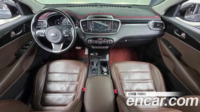 Kia Sorento — фото 7