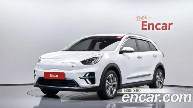 Kia Niro — фото 1