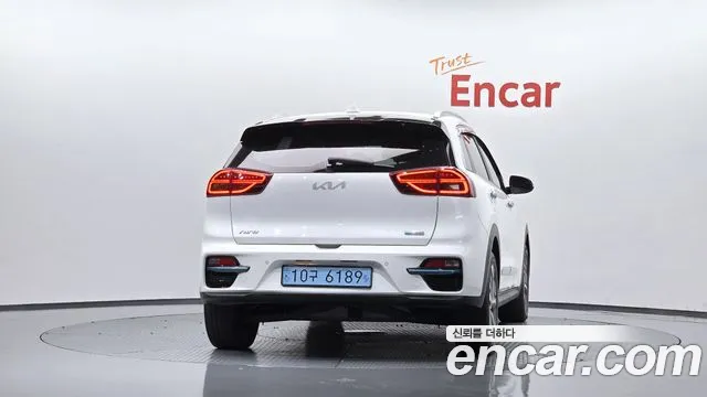 Kia Niro — фото 4