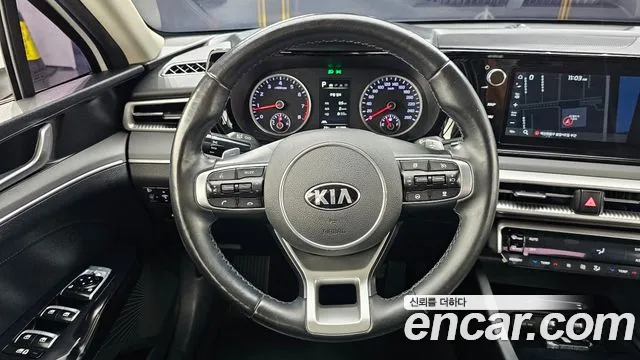 Kia K5 — фото 13