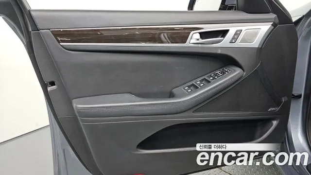 Genesis G80 — фото 24