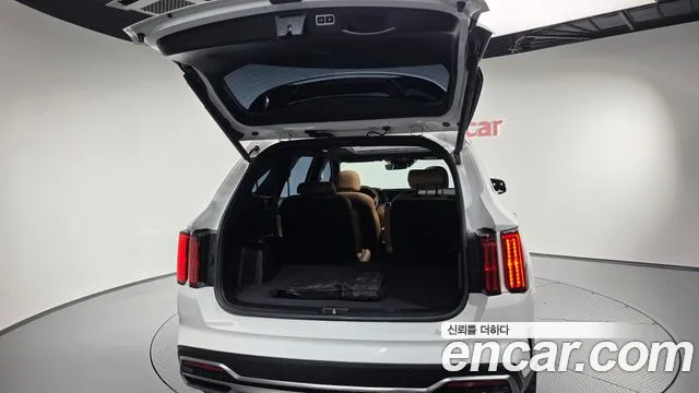 Kia Sorento — фото 34