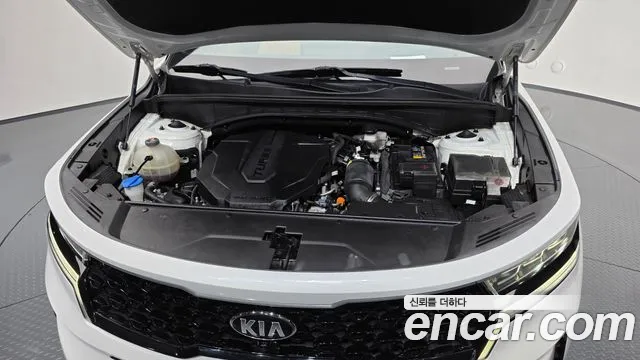 Kia Sorento — фото 5