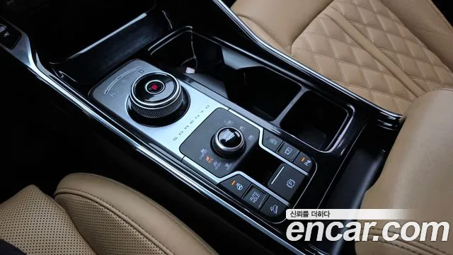 Kia Sorento — фото 8