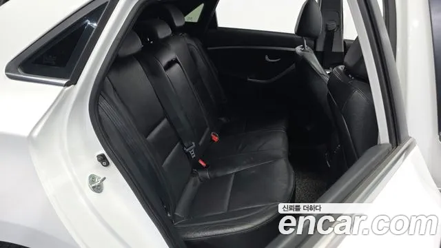 Hyundai i30 — фото 12
