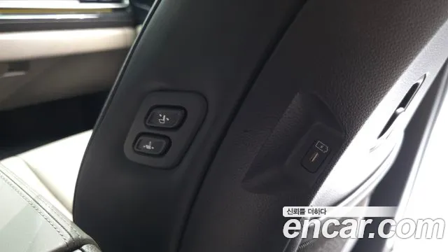 Kia Carnival — фото 34