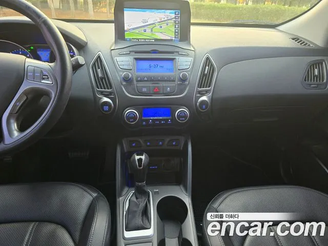 Hyundai Tucson — фото 13