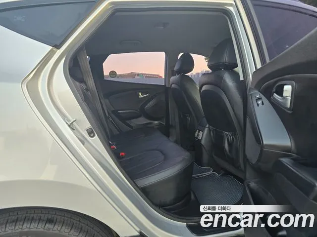 Hyundai Tucson — фото 10