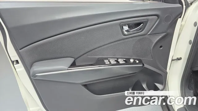 KG_Mobility_Ssangyong TIBOLI — фото 24