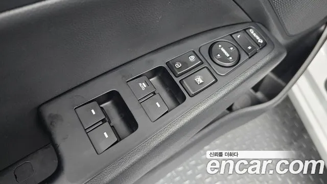 Hyundai Avante — фото 19