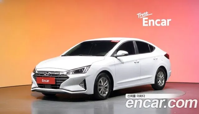 Hyundai Avante — фото 20