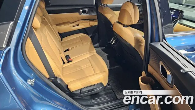 Kia Sorento — фото 11